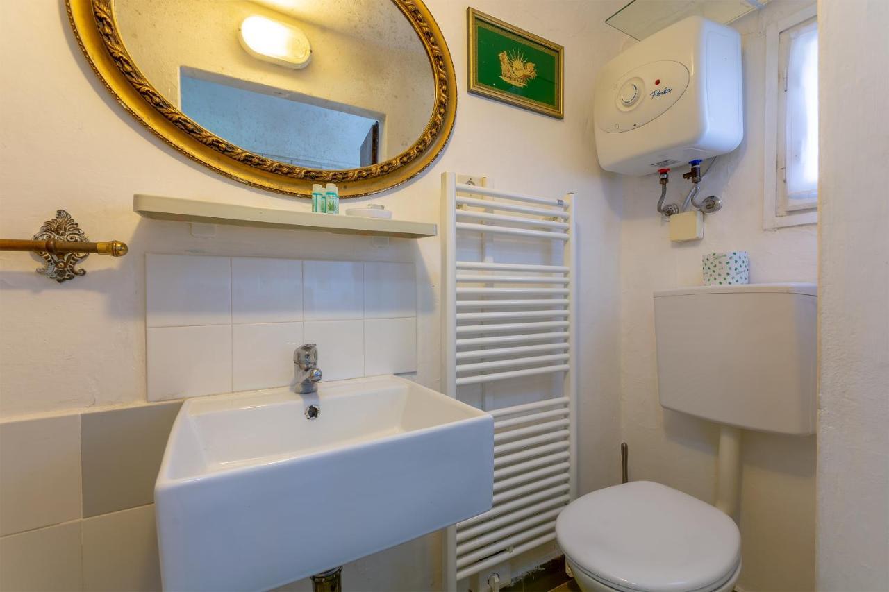 Toscanella Suite Florens Exteriör bild